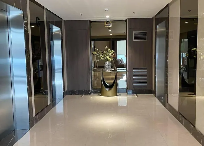 Airport Base Trips Getaways 3pax Balcony 6g Holiday home Manila