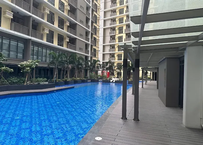 Holiday home Airport Base Trips Getaways 3pax Balcony 6g *