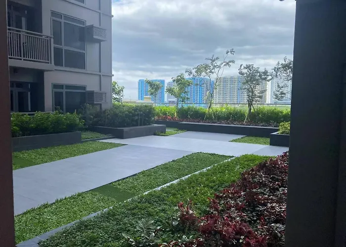 Airport Base Trips Getaways 3pax Balcony 6g Holiday home Manila