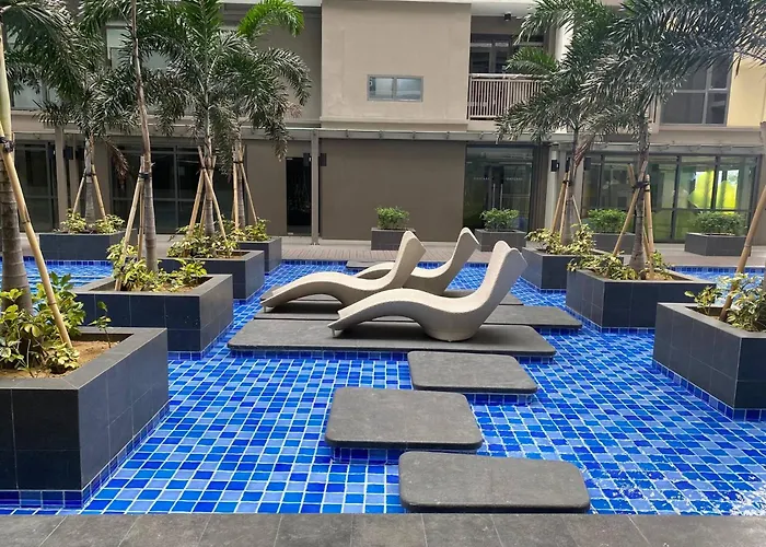 Airport Base Trips Getaways 3pax Balcony 6g * Manila