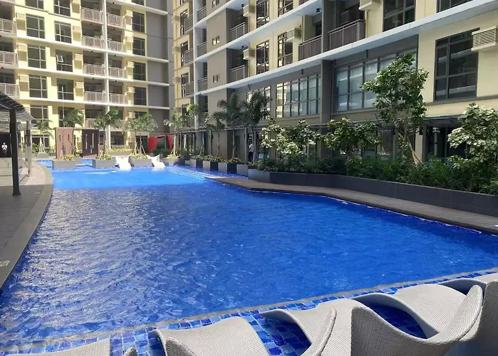 Airport Base Trips Getaways 3pax Balcony 6g Holiday home Manila