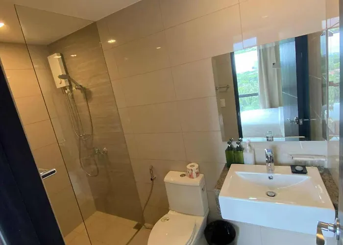 Airport Base Trips Getaways 3pax Balcony 6g *