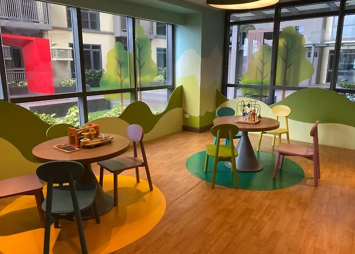 Airport Base Trips Getaways 3pax Balcony 6g