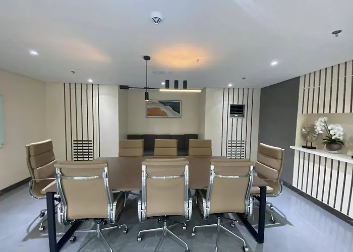 Holiday home Airport Base Trips Getaways 3pax Balcony 6g *